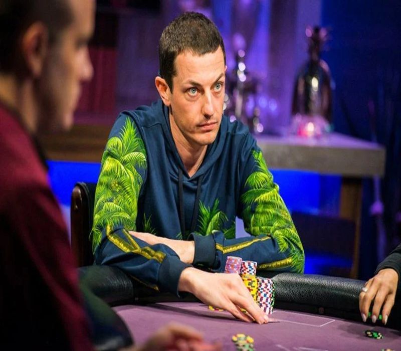 Poker Star to Sue London Psychiatric Facility